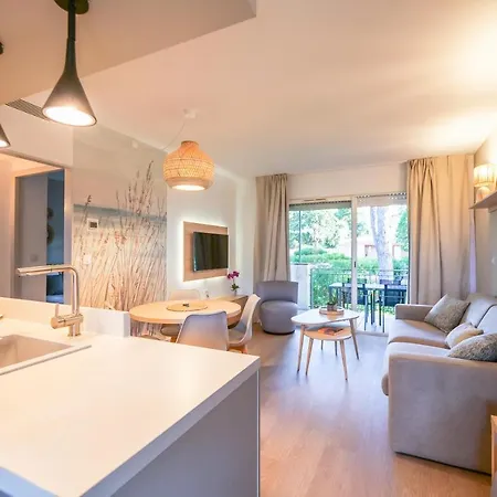 Paradis Bleu Tropez - 24 *